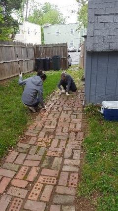 2016-07-08-community-outreach-alexandria-residents-image-sidewalk SM